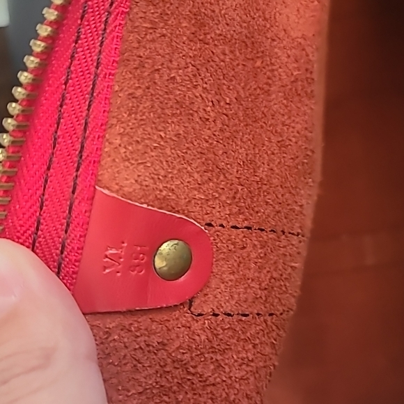 Louis Vuitton Red Epi 50 Keepall Duffle Bag Vintage - Picture 16 of 16
